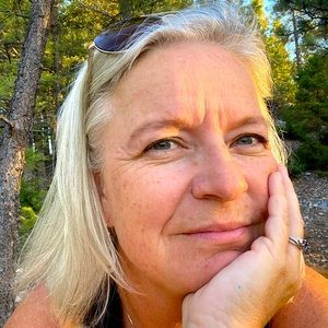 Meet your Posher, Stacey